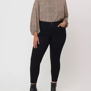 Loft Plus Skinny Jeans Black